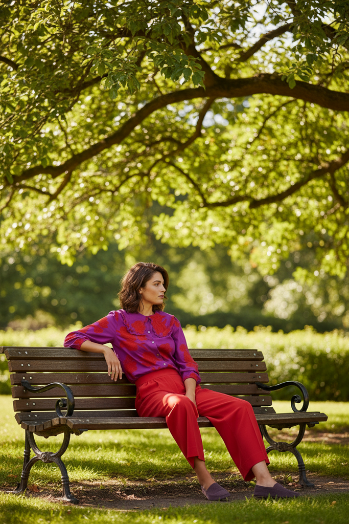 7/8 length red  Oilily trousers