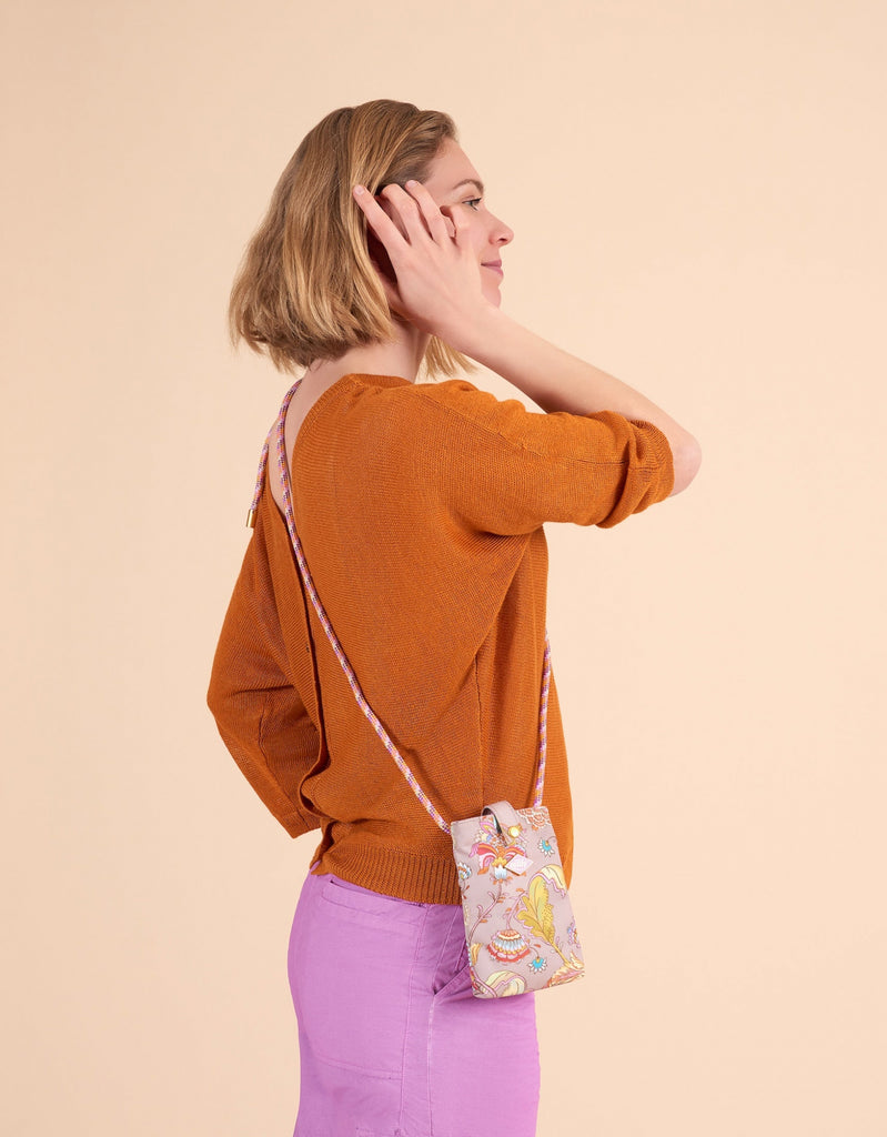 Malou Mobile Holder