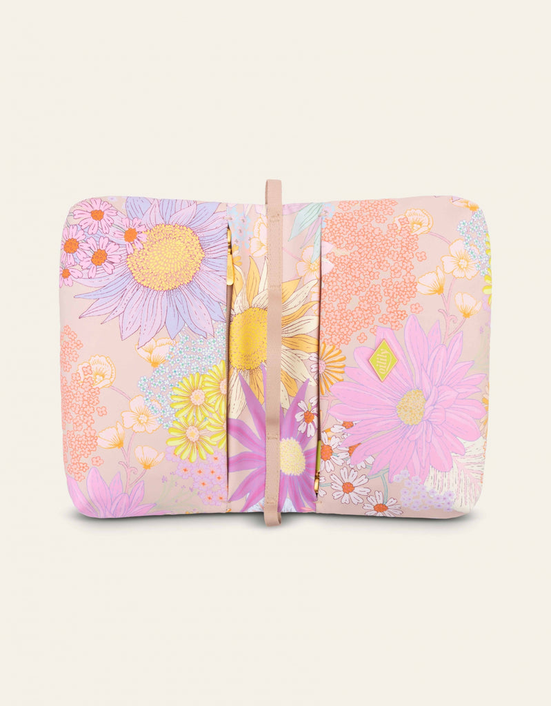Rixt Reversible Shoulder Bag