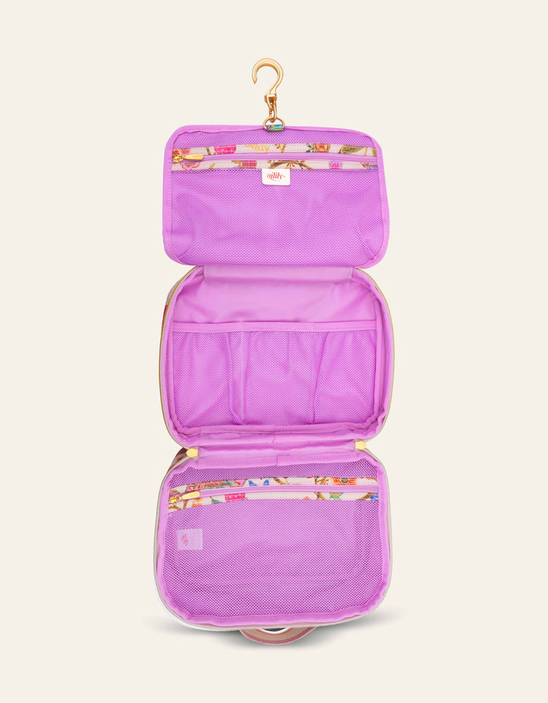 Cara Travel Kit With Hook