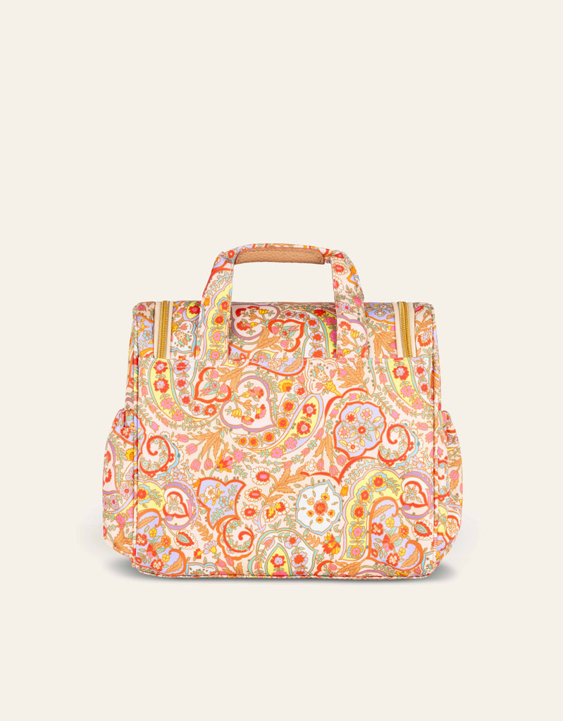 Cathy Travel Kit With Hook