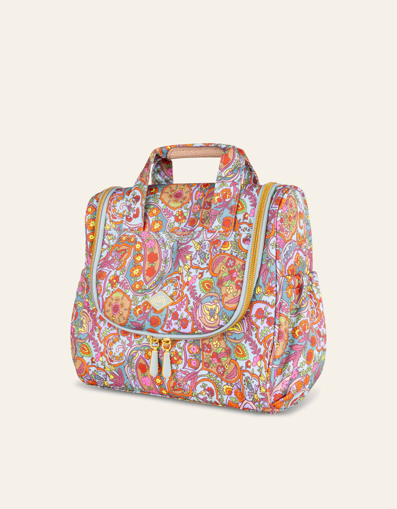 Cathy Travel Kit With Hook
