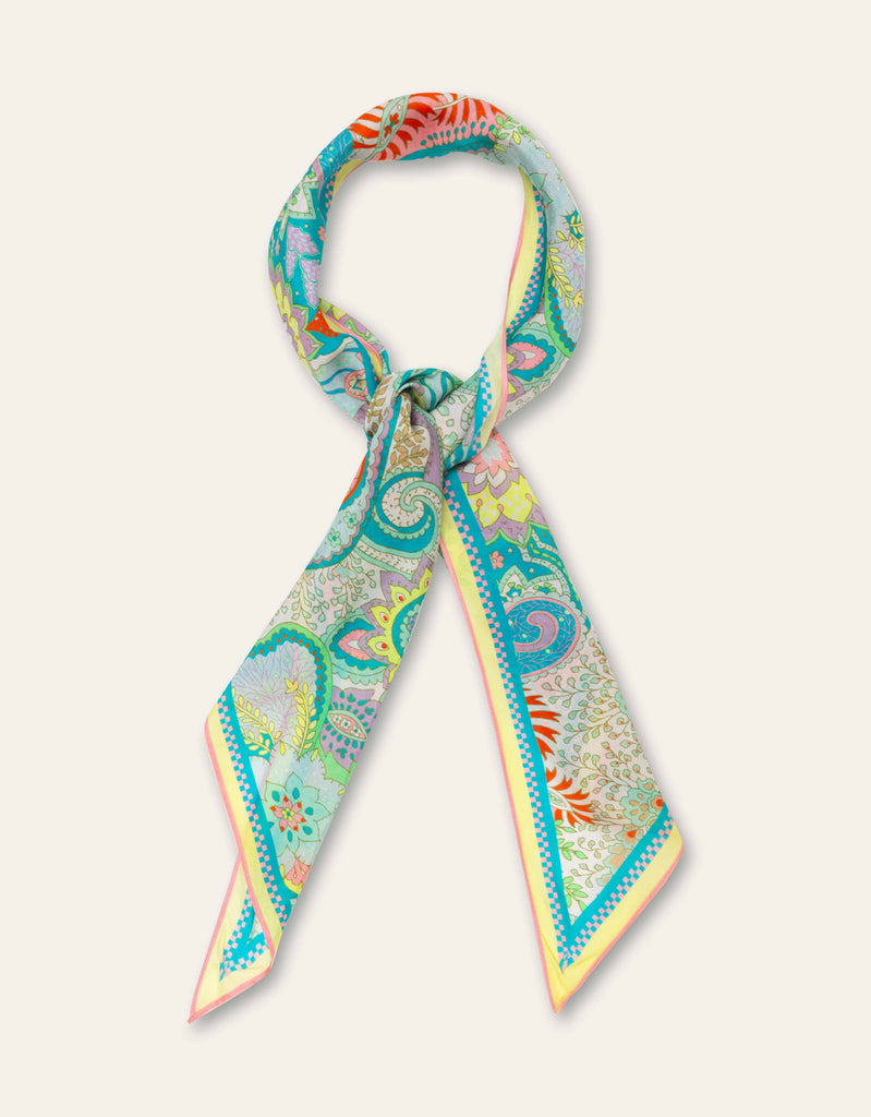 Atriangle Paisley Scarf