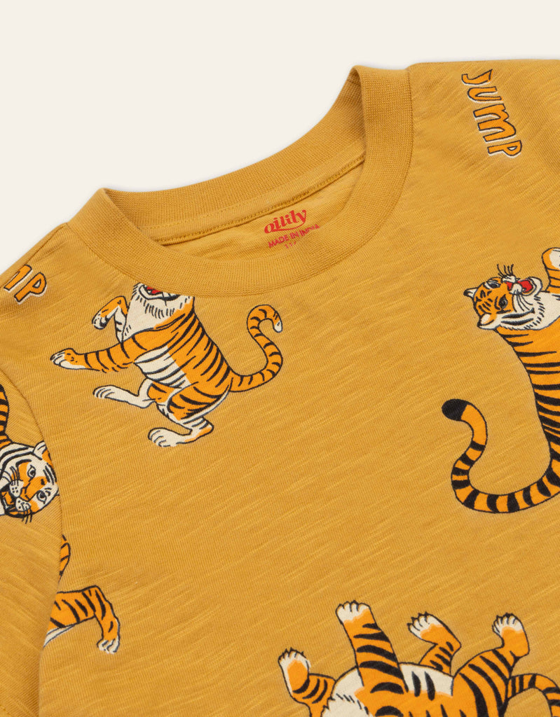 Tak T-Shirt