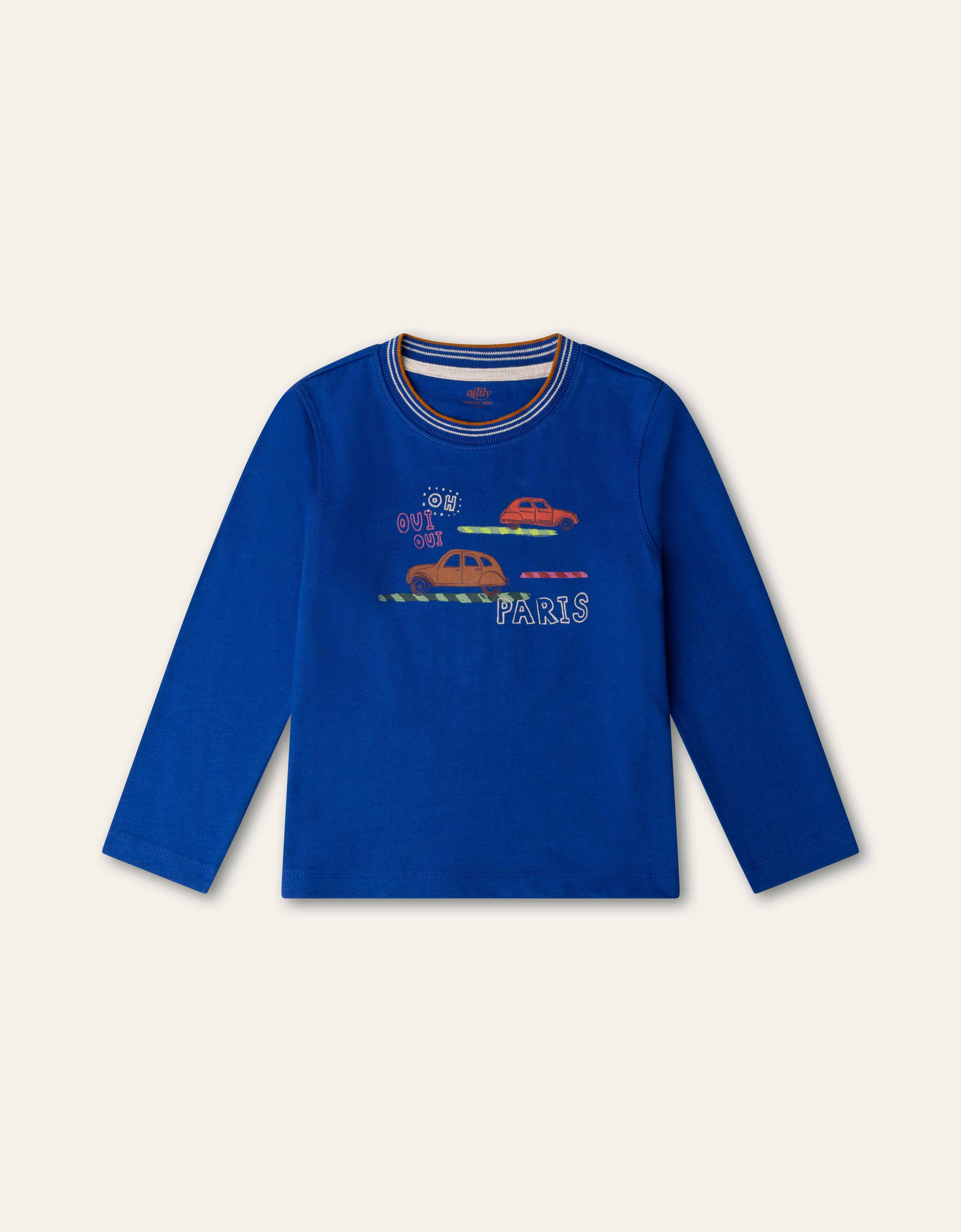 Trang T-Shirt Surf the web